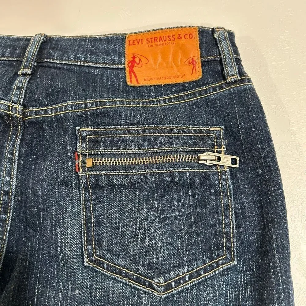 Levi’s Premium Zippit Kit Denim Skirt Dark Wash Size 30